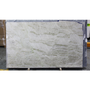 16575C - quartzite countertop